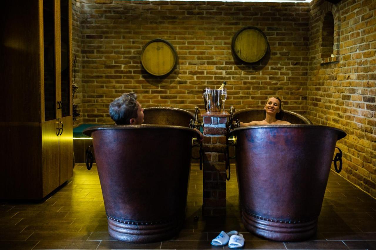 Lazensky A Wellness Hotel Nivamare Лугачовице Экстерьер фото